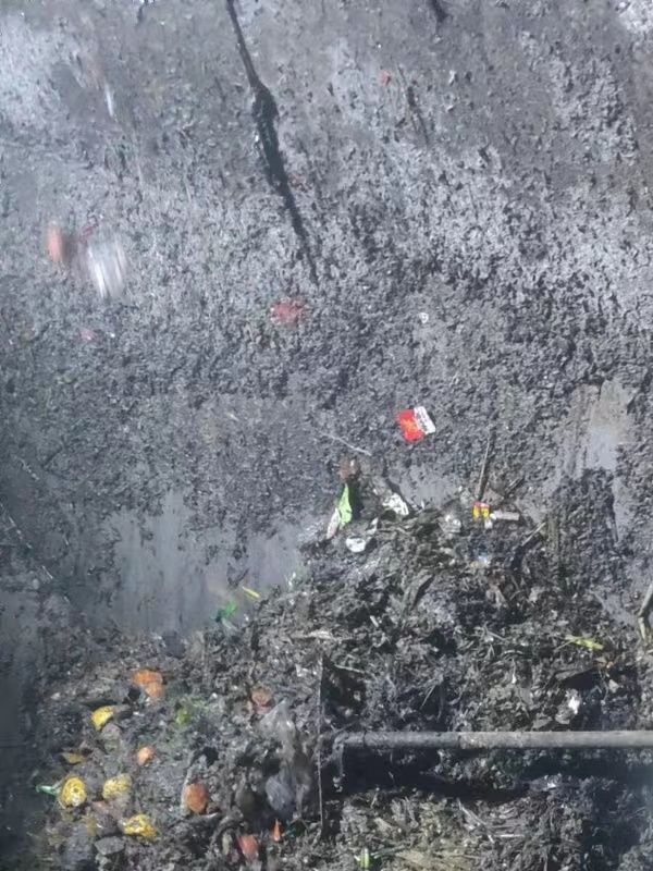 西山污水池清理